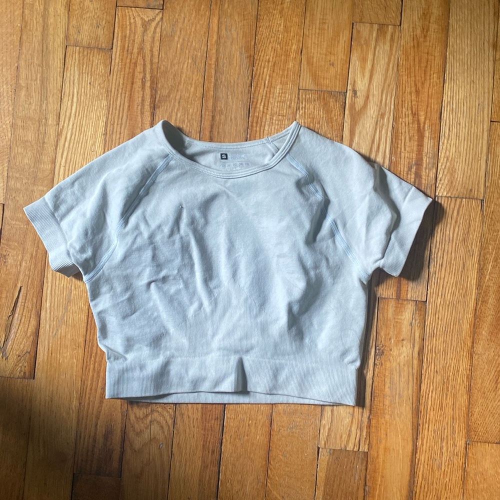 Amazon workout top